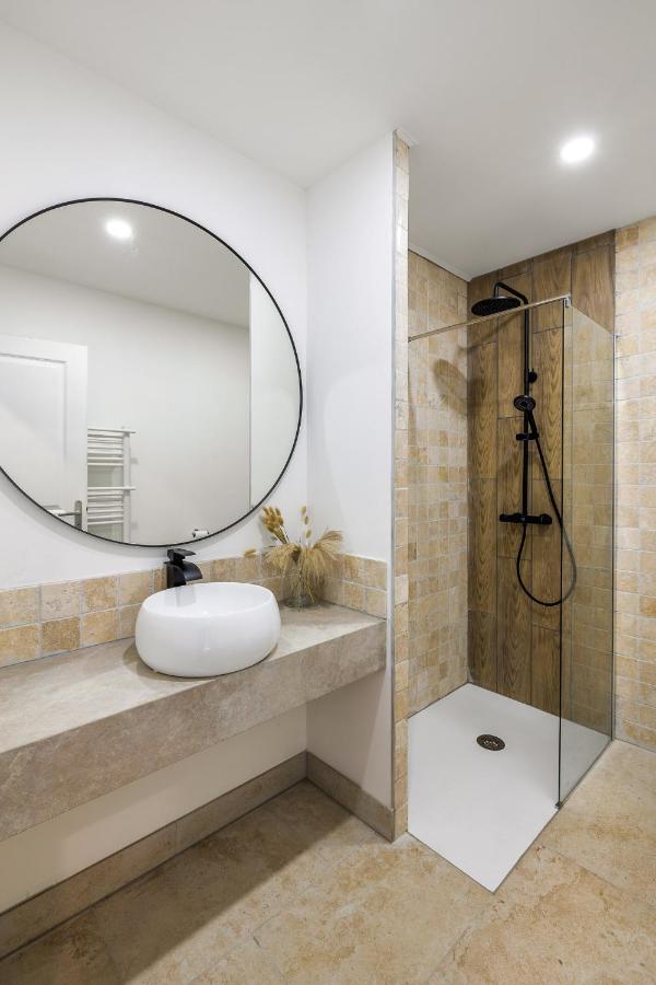 Maya Appartements & Suites Cosne-sur-Loire Exteriör bild